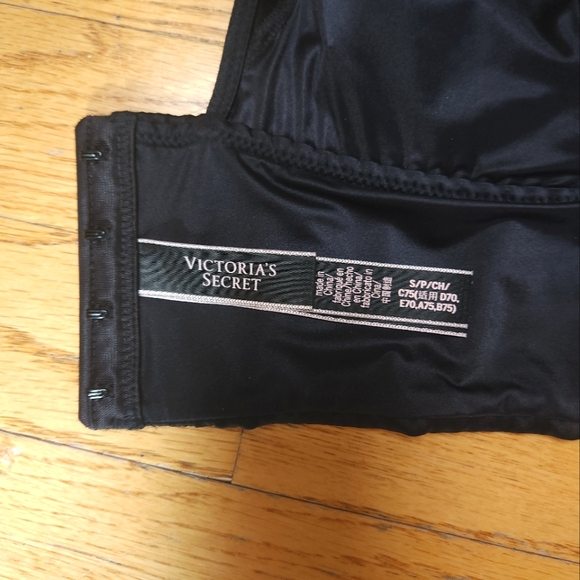 Victoria's Secret Black Satin Bralette - Picture 3 of 3